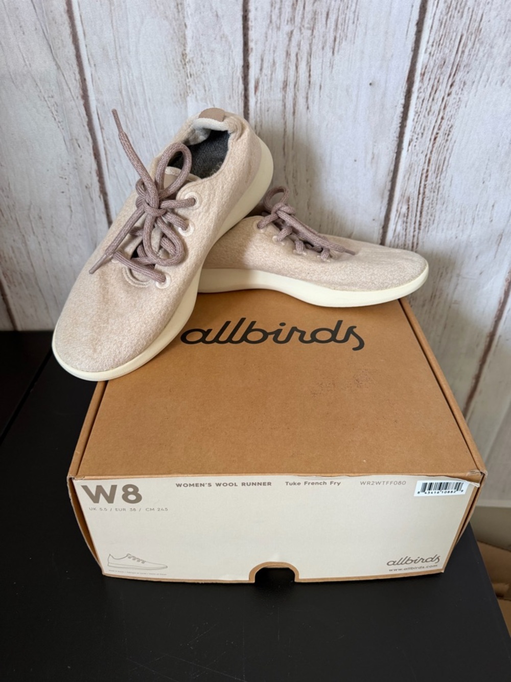 Allbirds Women's Wool Runner in Tuke French Fry Color Size 8
